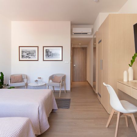 Gallery Suites & Residences Пирея Екстериор снимка