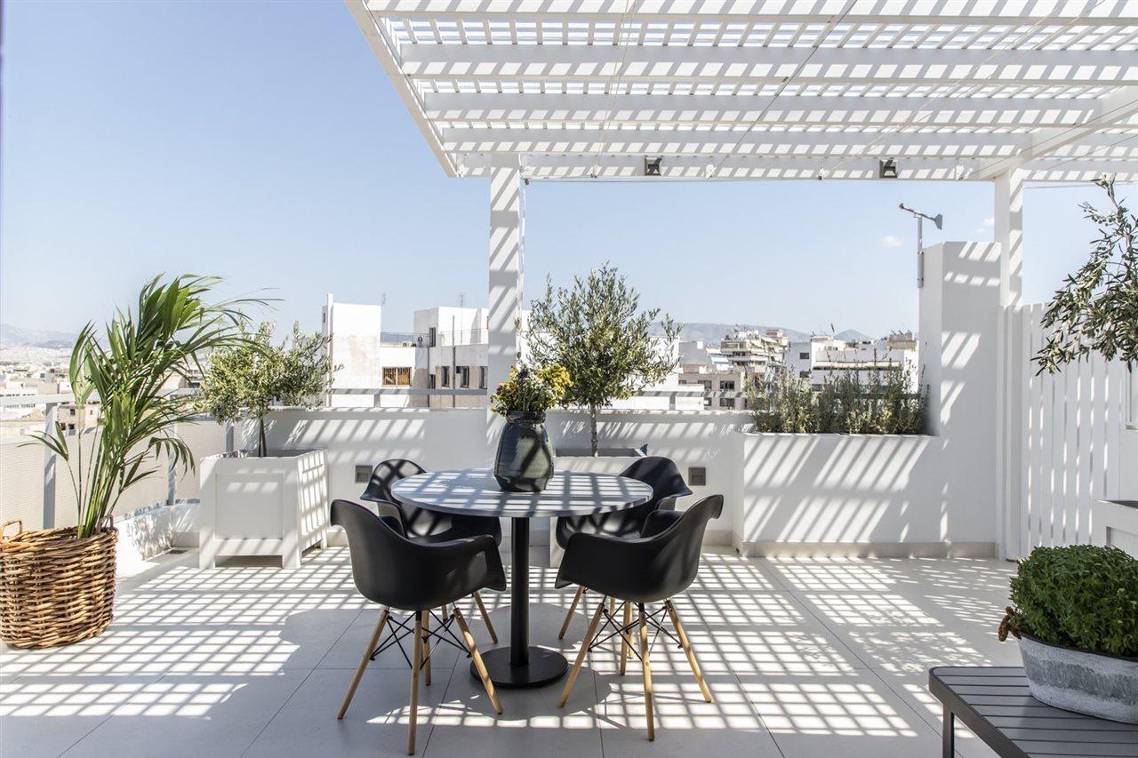 Gallery Suites & Residences Пирея Екстериор снимка
