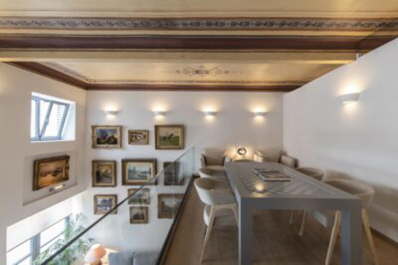 Gallery Suites & Residences Пирея Екстериор снимка